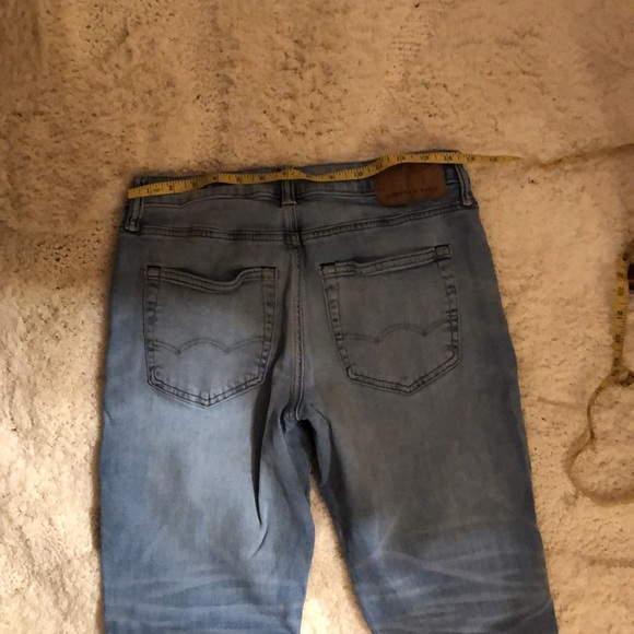 AE Flex Fit, Light Wash, 28x28 - Picture 5 of 8